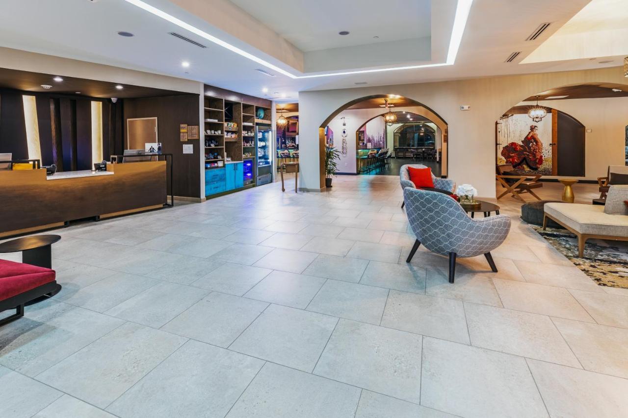 Indigo - Woodlands Area By Ihg Hotel 3*